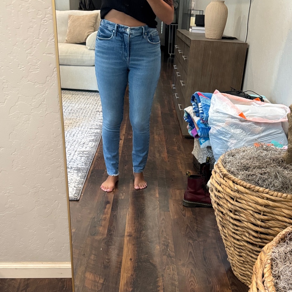 Good American Light Blue Skinny Jeans